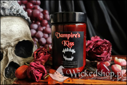 Świeca sojowa "Vampire's Kiss" z płatkami róż - 100ml