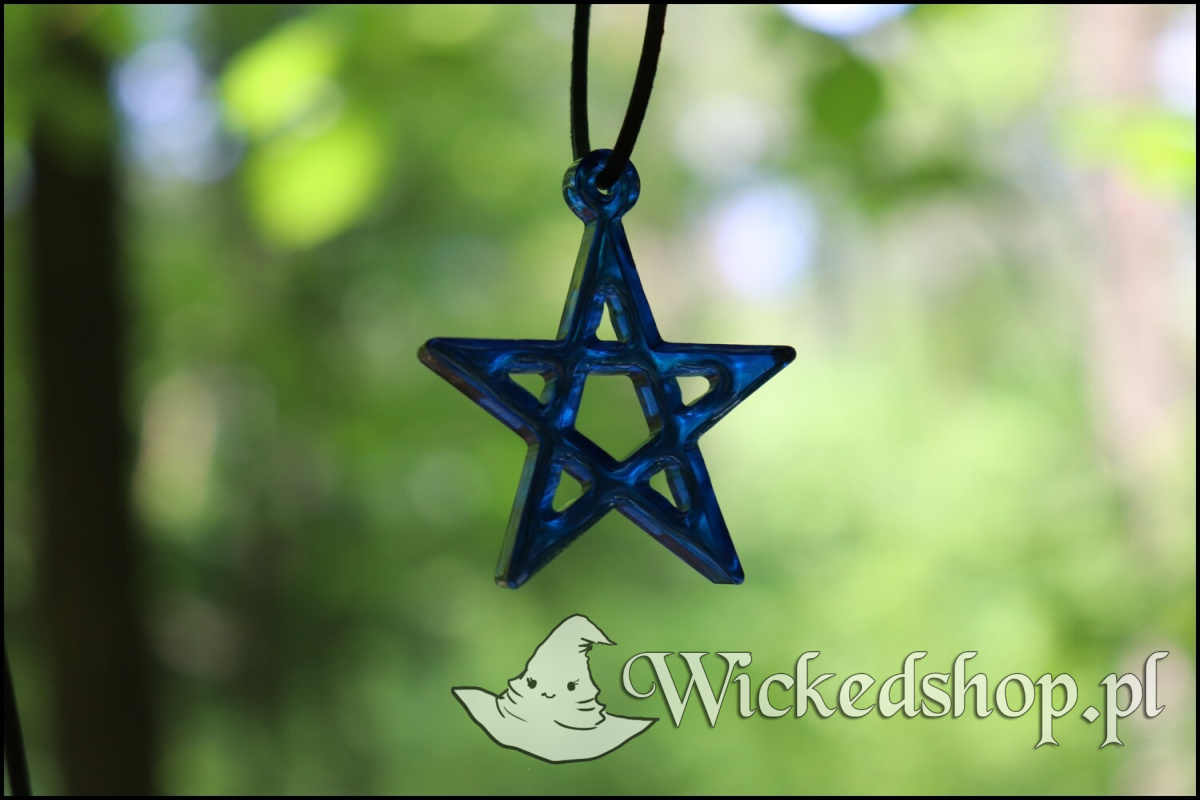 Amulet-Pentagram-Deep-Blue_5B1775D_1200.jpg