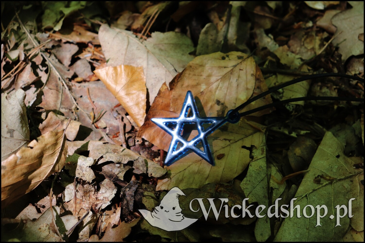 Amulet-Pentagram-Deep-Blue_5B1785D_1200.jpg